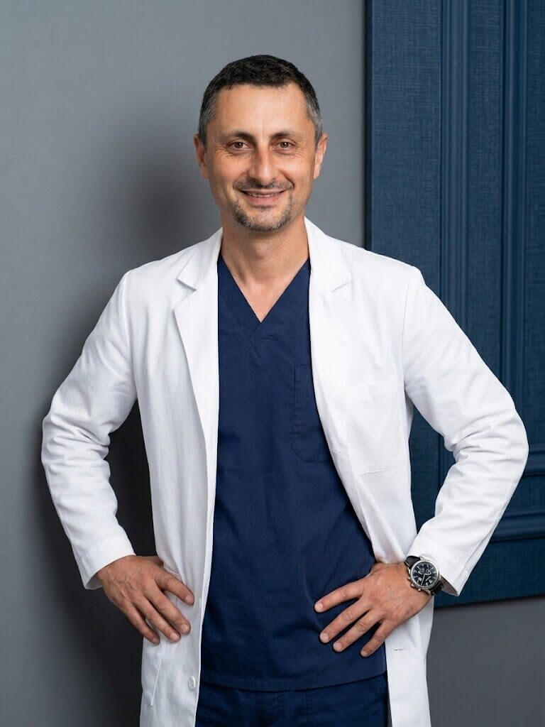 Dr. Radu Scurtu, medical doctor and author of Survival MD